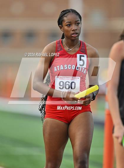 Thumbnail 1 in UIL Track & Field 6A Region 3 Regional Final Preliminaries (4 x 400 Meter) photogallery.