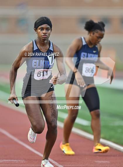 Thumbnail 1 in UIL Track & Field 6A Region 3 Regional Final Preliminaries (4 x 400 Meter) photogallery.