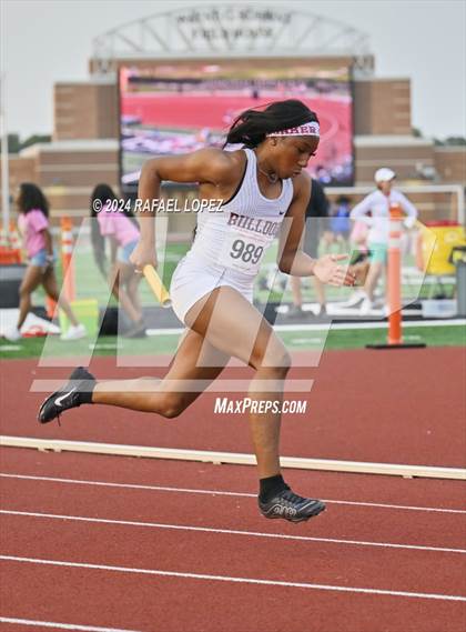 Thumbnail 2 in UIL Track & Field 6A Region 3 Regional Final Preliminaries (4 x 400 Meter) photogallery.