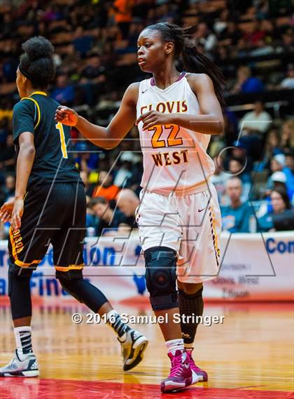 Thumbnail 3 in Clovis West vs. Edison (CIF CS D1 Final) photogallery.