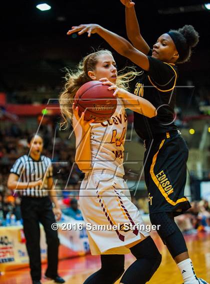 Thumbnail 1 in Clovis West vs. Edison (CIF CS D1 Final) photogallery.