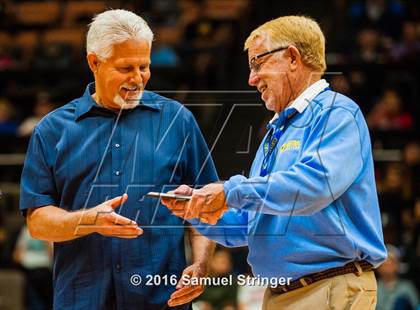 Thumbnail 2 in Clovis West vs. Edison (CIF CS D1 Final) photogallery.