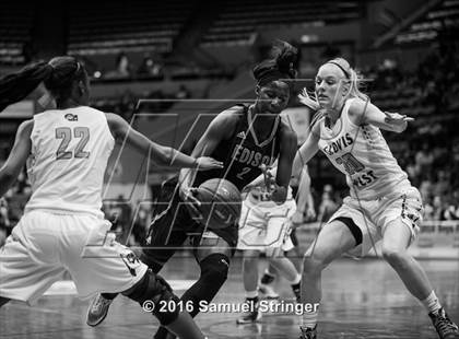 Thumbnail 2 in Clovis West vs. Edison (CIF CS D1 Final) photogallery.