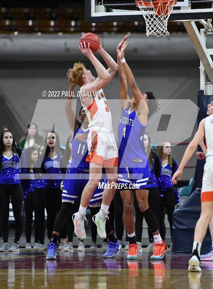 Thumbnail 1 in Lewis-Palmer vs. Pueblo Central (CHSAA 4A Final Four) photogallery.