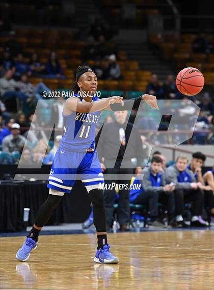 Thumbnail 1 in Lewis-Palmer vs. Pueblo Central (CHSAA 4A Final Four) photogallery.