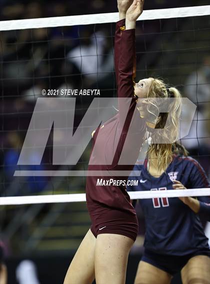 Thumbnail 1 in Windsor vs The Classical Academy (CHSAA 4A Final 4 Playoff) photogallery.