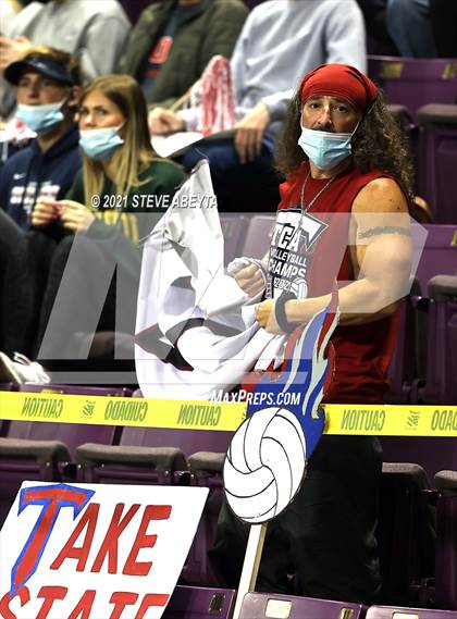 Thumbnail 2 in Windsor vs The Classical Academy (CHSAA 4A Final 4 Playoff) photogallery.