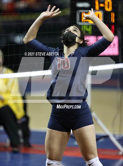 Thumbnail 2 in Windsor vs The Classical Academy (CHSAA 4A Final 4 Playoff) photogallery.