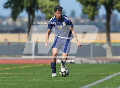 Thumbnail 1 in Mater Dei Catholic vs. Francis Parker (CIF SDS D4 Final)  photogallery.