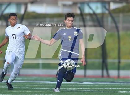 Thumbnail 2 in Mater Dei Catholic vs. Francis Parker (CIF SDS D4 Final)  photogallery.