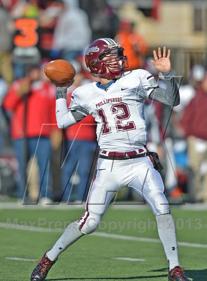 Thumbnail 2 in Easton vs. Phillipsburg (MaxPreps Rivalry Series) photogallery.