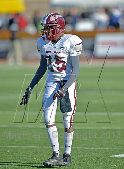 Thumbnail 3 in Easton vs. Phillipsburg (MaxPreps Rivalry Series) photogallery.