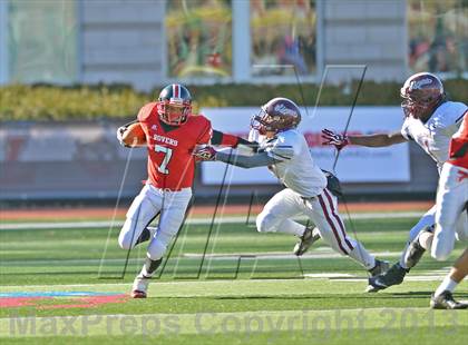 Thumbnail 1 in Easton vs. Phillipsburg (MaxPreps Rivalry Series) photogallery.