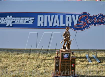 Thumbnail 1 in Easton vs. Phillipsburg (MaxPreps Rivalry Series) photogallery.