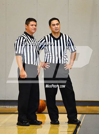 Thumbnail 1 in Westmoor vs. Mills (Bambauer Holiday Classic) photogallery.