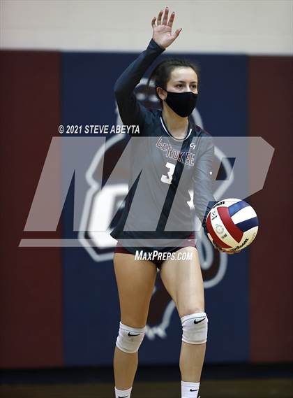 Thumbnail 3 in Cherokee Trail vs Lakewood (CHSAA 5A Regional Playoff) photogallery.