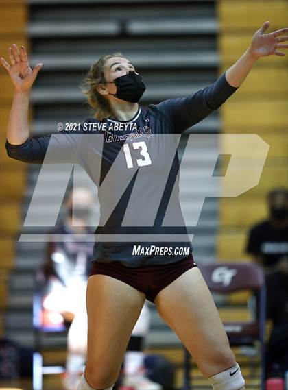Thumbnail 3 in Cherokee Trail vs Lakewood (CHSAA 5A Regional Playoff) photogallery.