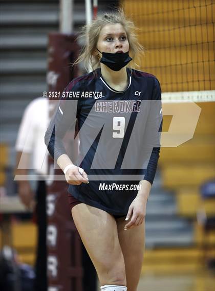 Thumbnail 1 in Cherokee Trail vs Lakewood (CHSAA 5A Regional Playoff) photogallery.