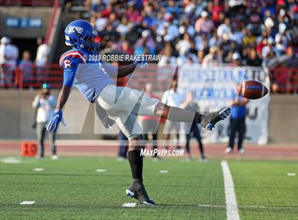 Thumbnail 3 in St. John's @ Duncanville photogallery.
