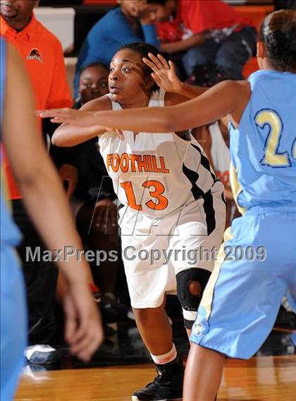Thumbnail 3 in Burbank @ Foothill photogallery.