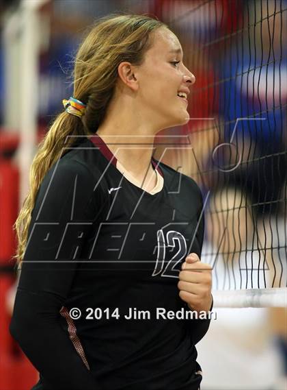 Thumbnail 1 in Rouse vs. Westlake (UIL 6A Bi-District) photogallery.