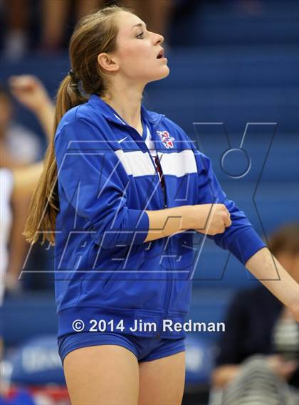 Thumbnail 1 in Rouse vs. Westlake (UIL 6A Bi-District) photogallery.