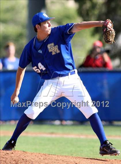 Thumbnail 3 in Santa Margarita vs. Orange Lutheran photogallery.