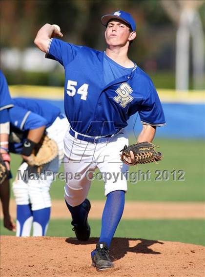 Thumbnail 2 in Santa Margarita vs. Orange Lutheran photogallery.