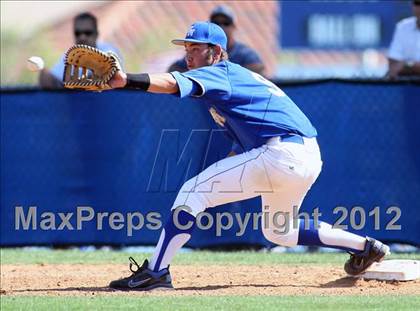 Thumbnail 3 in Santa Margarita vs. Orange Lutheran photogallery.