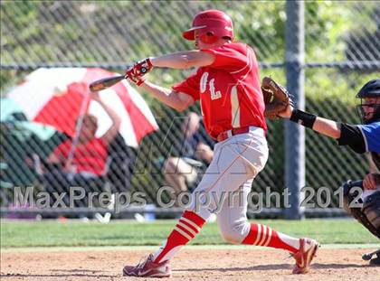 Thumbnail 2 in Santa Margarita vs. Orange Lutheran photogallery.
