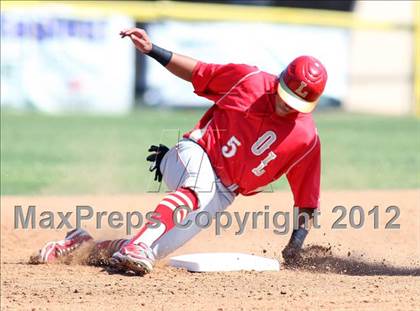 Thumbnail 2 in Santa Margarita vs. Orange Lutheran photogallery.