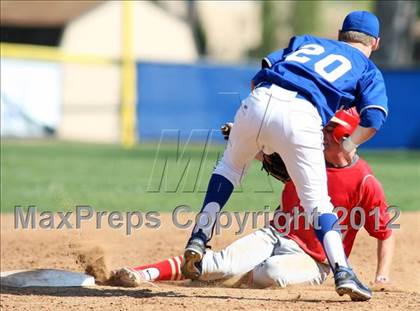 Thumbnail 3 in Santa Margarita vs. Orange Lutheran photogallery.
