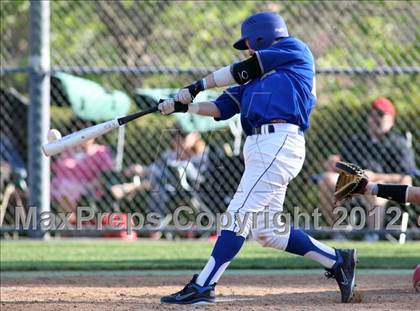 Thumbnail 2 in Santa Margarita vs. Orange Lutheran photogallery.