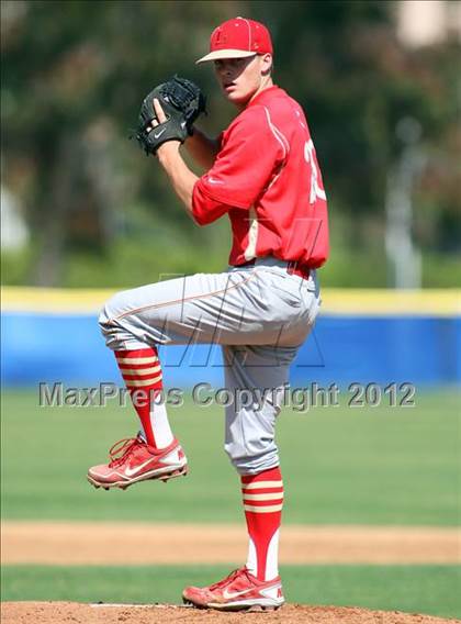 Thumbnail 2 in Santa Margarita vs. Orange Lutheran photogallery.
