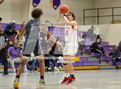 Thumbnail 2 in Bullitt East vs Lipscomb Academy photogallery.
