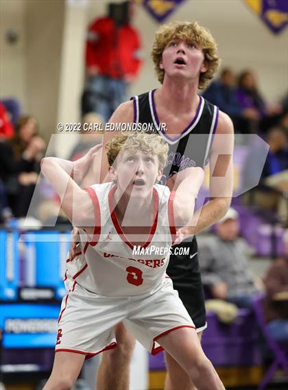 Thumbnail 3 in Bullitt East vs Lipscomb Academy photogallery.