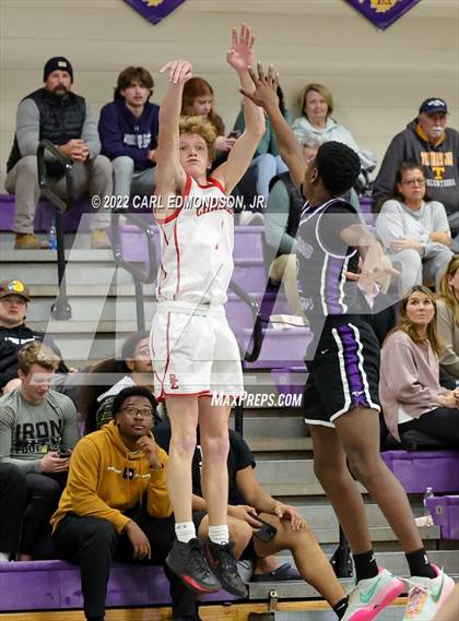Thumbnail 1 in Bullitt East vs Lipscomb Academy photogallery.