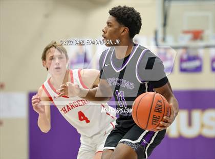Thumbnail 2 in Bullitt East vs Lipscomb Academy photogallery.