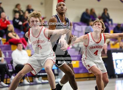 Thumbnail 3 in Bullitt East vs Lipscomb Academy photogallery.