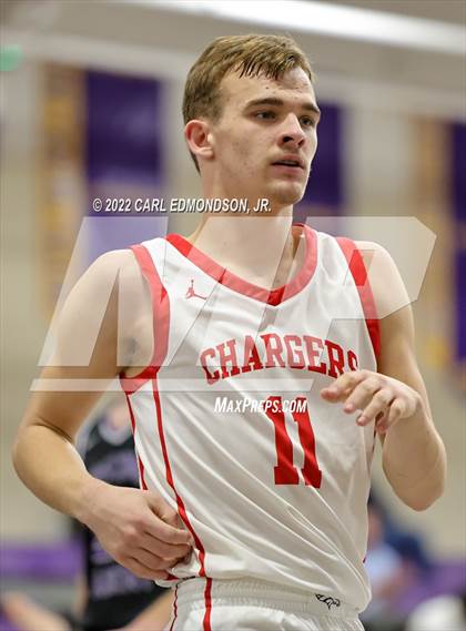 Thumbnail 3 in Bullitt East vs Lipscomb Academy photogallery.