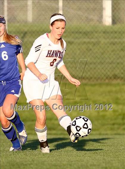 Thumbnail 2 in Olathe East vs. Leavenworth photogallery.
