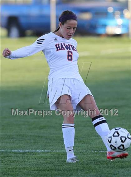Thumbnail 3 in Olathe East vs. Leavenworth photogallery.
