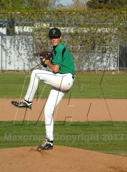 Thumbnail 2 in Garces @ Tehachapi photogallery.