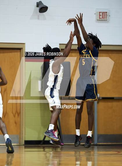 Thumbnail 2 in Boca Ciega vs University Christian (Sun Bash) photogallery.