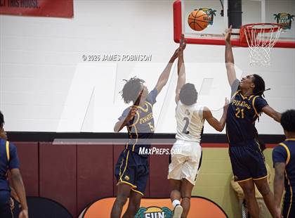 Thumbnail 2 in Boca Ciega vs University Christian (Sun Bash) photogallery.