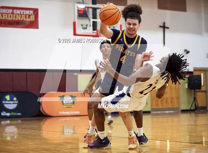 Thumbnail 2 in Boca Ciega vs University Christian (Sun Bash) photogallery.