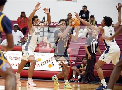 Thumbnail 3 in Boca Ciega vs University Christian (Sun Bash) photogallery.