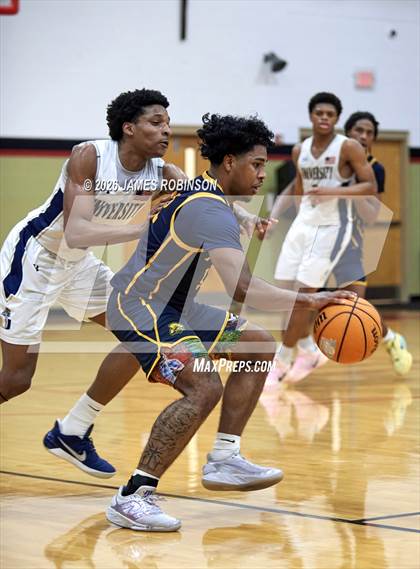 Thumbnail 3 in Boca Ciega vs University Christian (Sun Bash) photogallery.