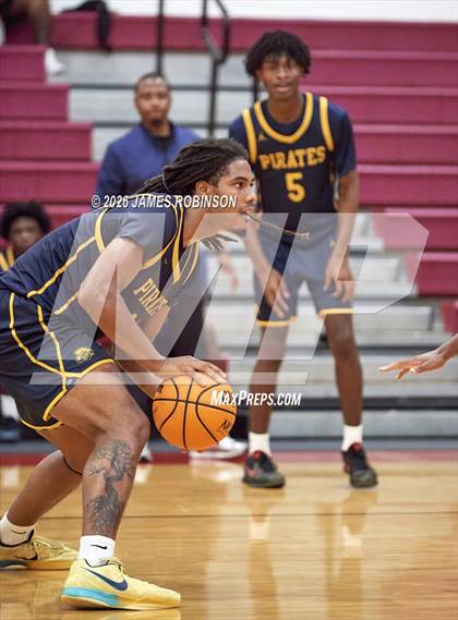 Thumbnail 3 in Boca Ciega vs University Christian (Sun Bash) photogallery.
