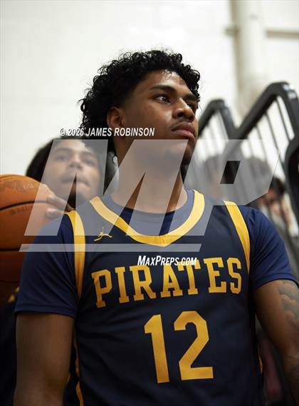 Thumbnail 3 in Boca Ciega vs University Christian (Sun Bash) photogallery.